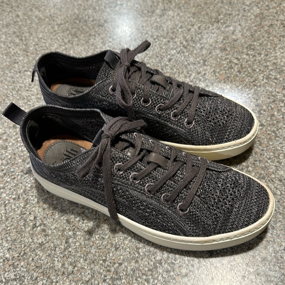 Sofft sneaker, tennis shoe. Knit, leather lined footbed.